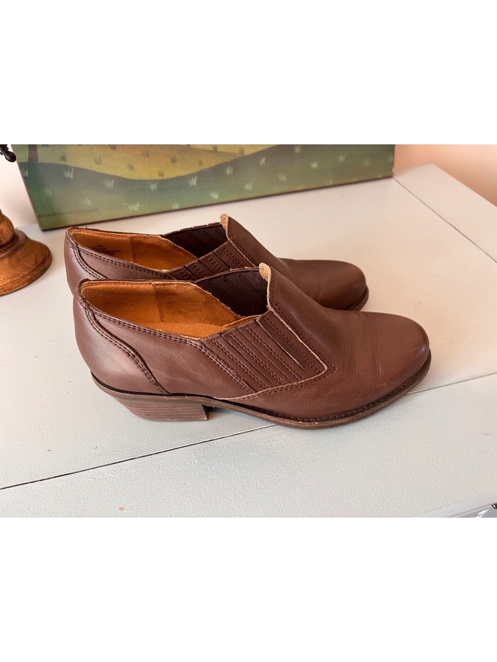 Earth Shoes Jalin Dark Brown Leather Slip-On Booties Ankle Boots Women's Size 7M
